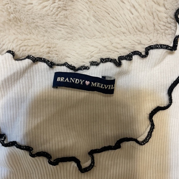 brandy melville frill top - Picture 2 of 3